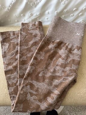 NVGTN Brown Camo Seamless High-Rise Leggings